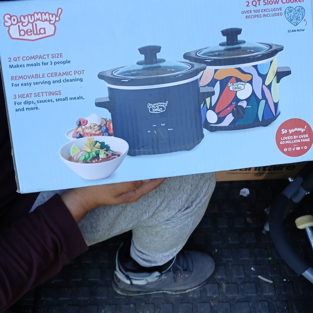 Elegant Black Cookware Set for Modern Kitchens